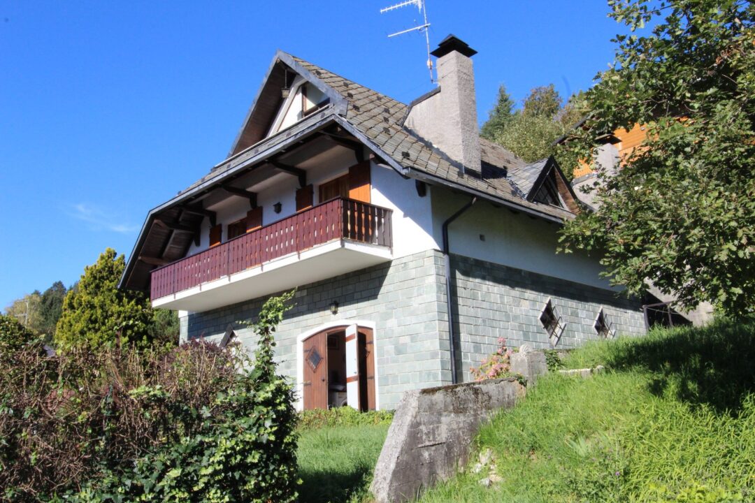 Villa singola con ampio terreno