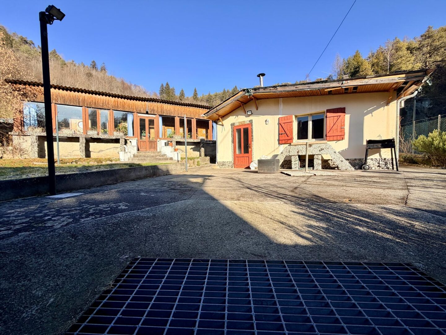 Ampia proprietà da ristrutturare