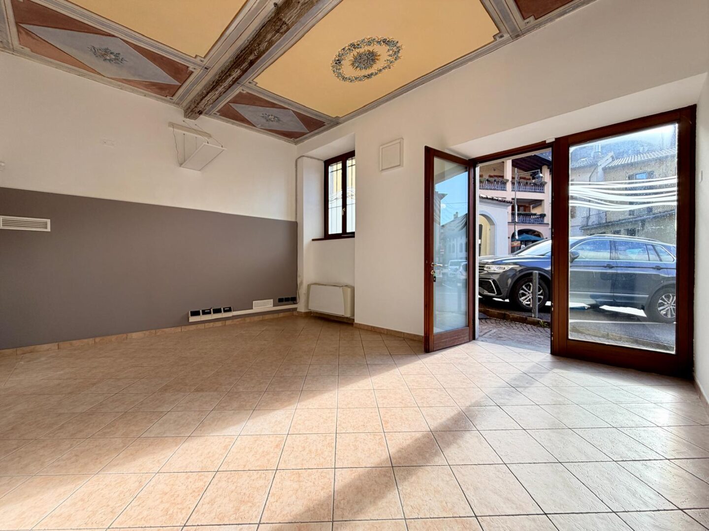 Negozio/ Ufficio in zona centrale