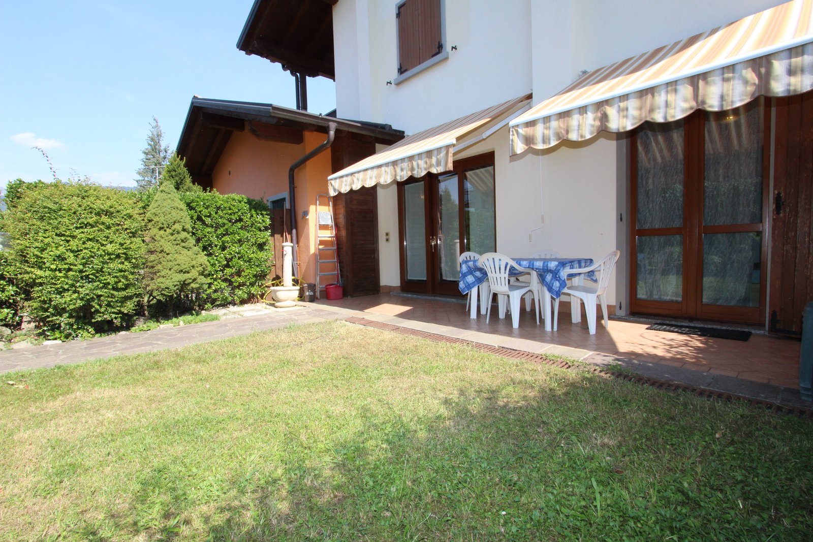 Appartamento con giardino privato, box e cantina